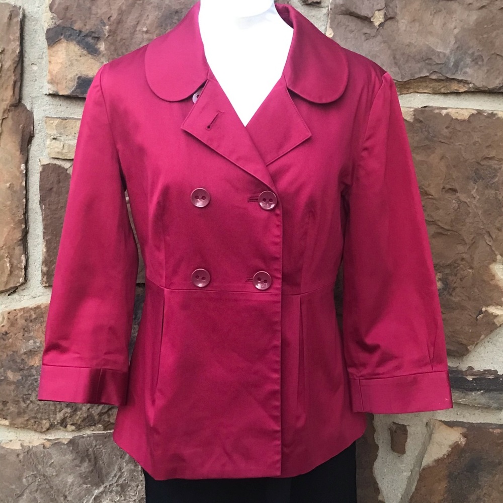 Beautiful Red Cropped Double Breasted Blazer